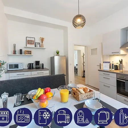 Modern Und Ruhig, Mit Garage & Ps4, Nahe Messe, Rue Und Uniklinik, Voll Ausgestattete Kueche, Bad Mit Dusche Und Badewanne Appartamento